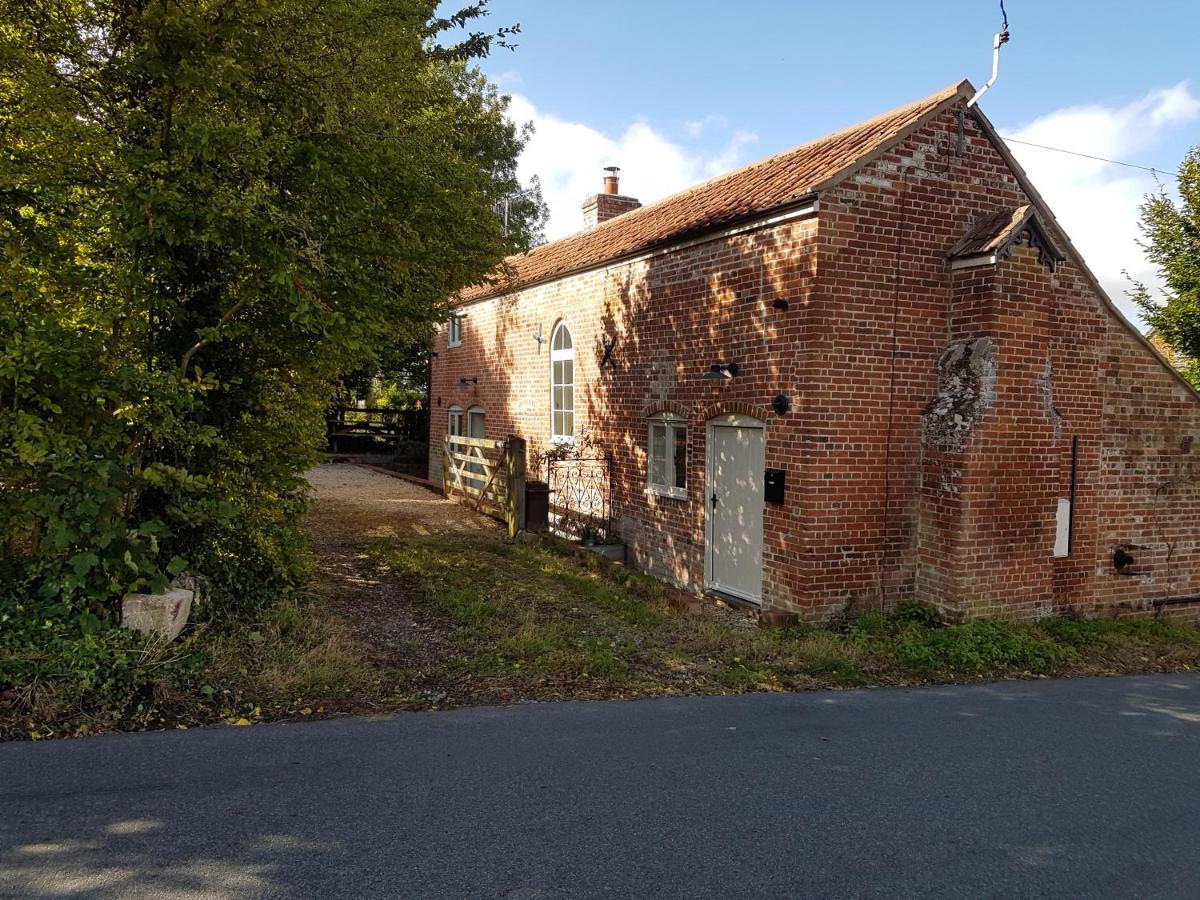 Baptist Cottage Cheverell Esterno foto