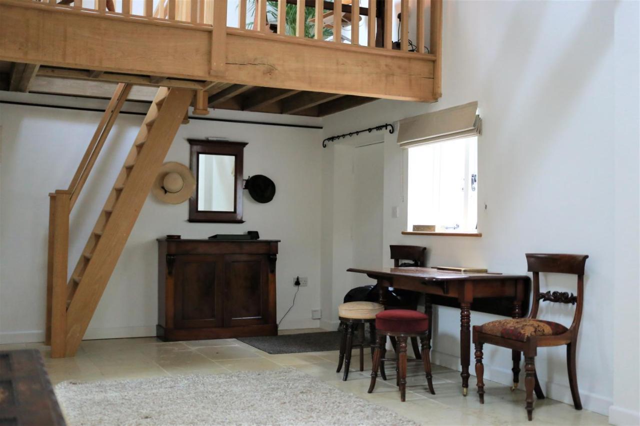 Baptist Cottage Cheverell Esterno foto