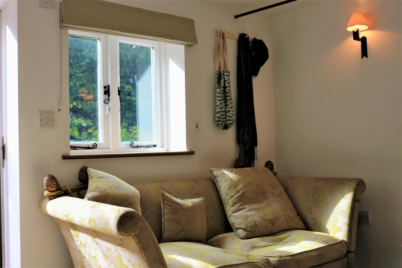 Baptist Cottage Cheverell Esterno foto